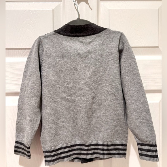 Armani Collezioni Kids Gray Button Down Sweater - Size Large - Picture 6 of 7